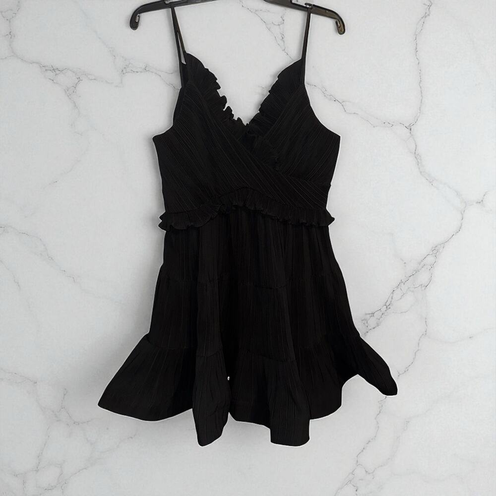 CIEBON Carlie Ruffle Pleated Mini Dress in‎ Black size Large NEW
